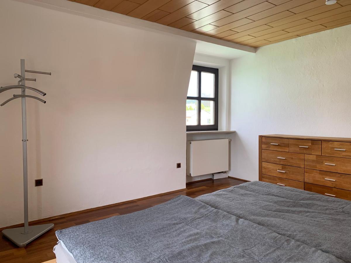 Villa Mit Pool Und Grillplatz In Regensburg Eksteriør billede