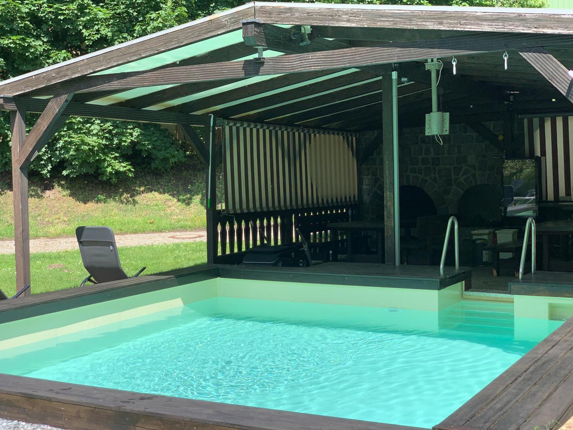 Villa Mit Pool Und Grillplatz In Regensburg Eksteriør billede